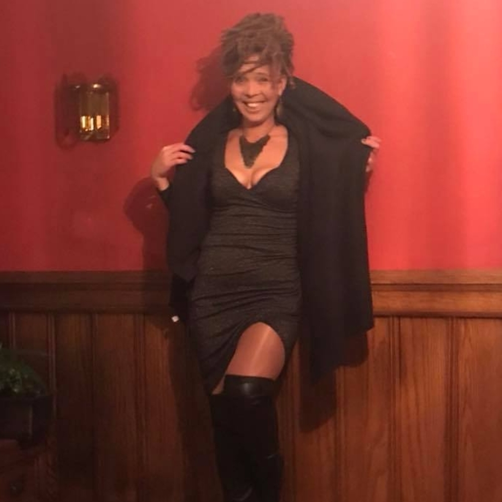 Meet your Posher, Eve